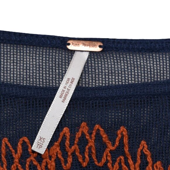 Free People Navy Embroidered Poncho Top XS Boho Boxy Festival Gauze Blouse - Picture 9 of 9